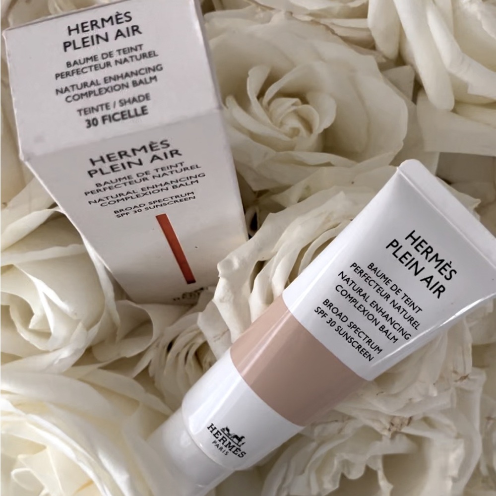 HERMES Hermès Plein Air, Complexion balm, 30 Fiscille
$90 NIB FREE SHIPPING